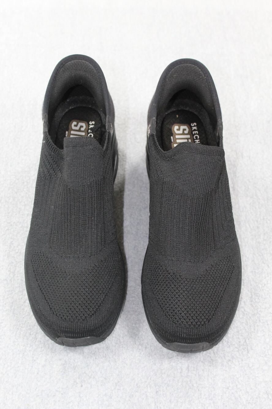 Womens Skechers Black Slip‑Ins Summits Size 7.5 Casual Comfort Memory Foam Shoes